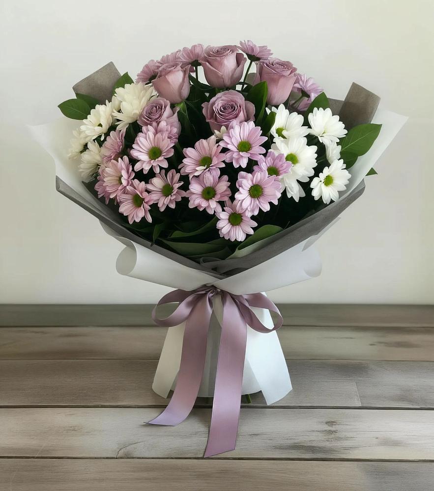 Букет цветов из: Хризантемы и Розы в Новодонецкой