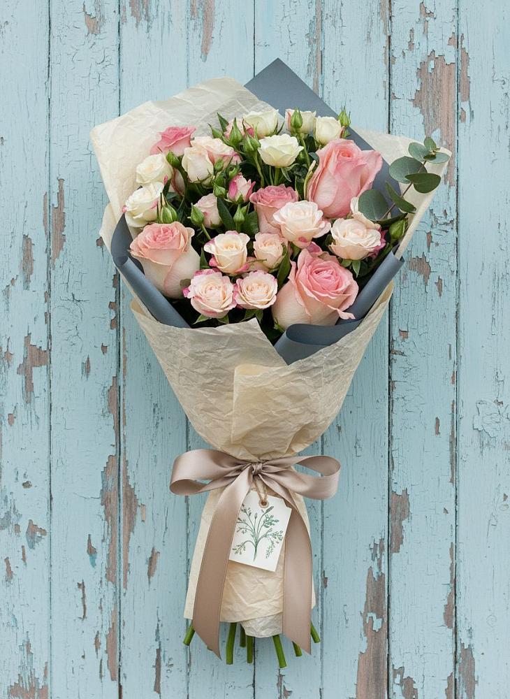 Букет цветов из: Розы в Новодонецкой