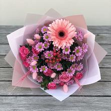 Букет цветов из:  Розы, Герберы и Хризантемы в Новодонецкой