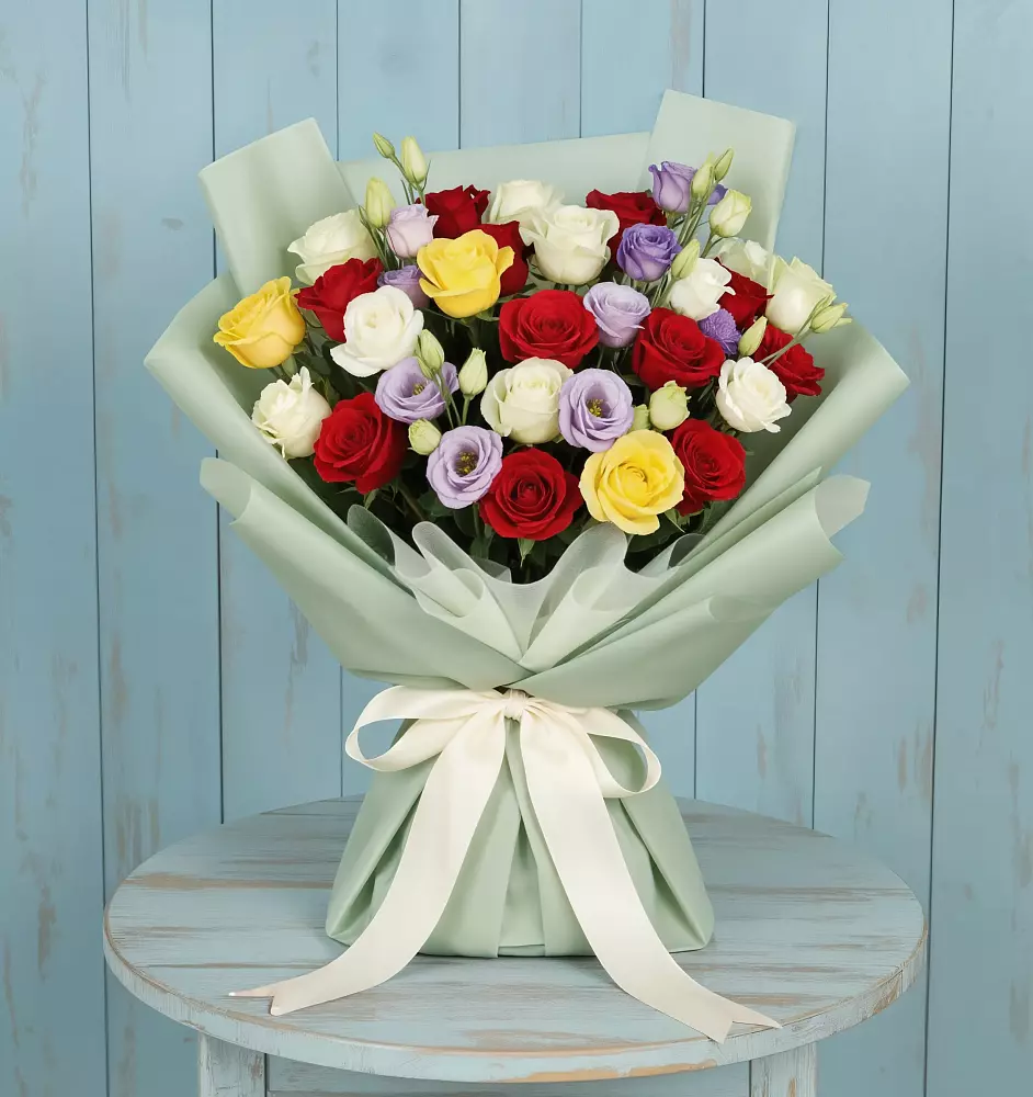 Букет цветов из: Розы в Новодонецкой